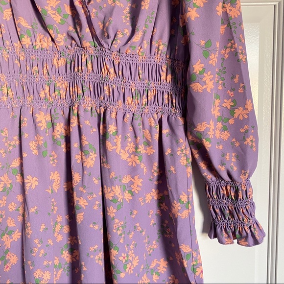 ⭐️ WAYF Delancy Smocked Waist Mini Dress - Picture 4 of 10